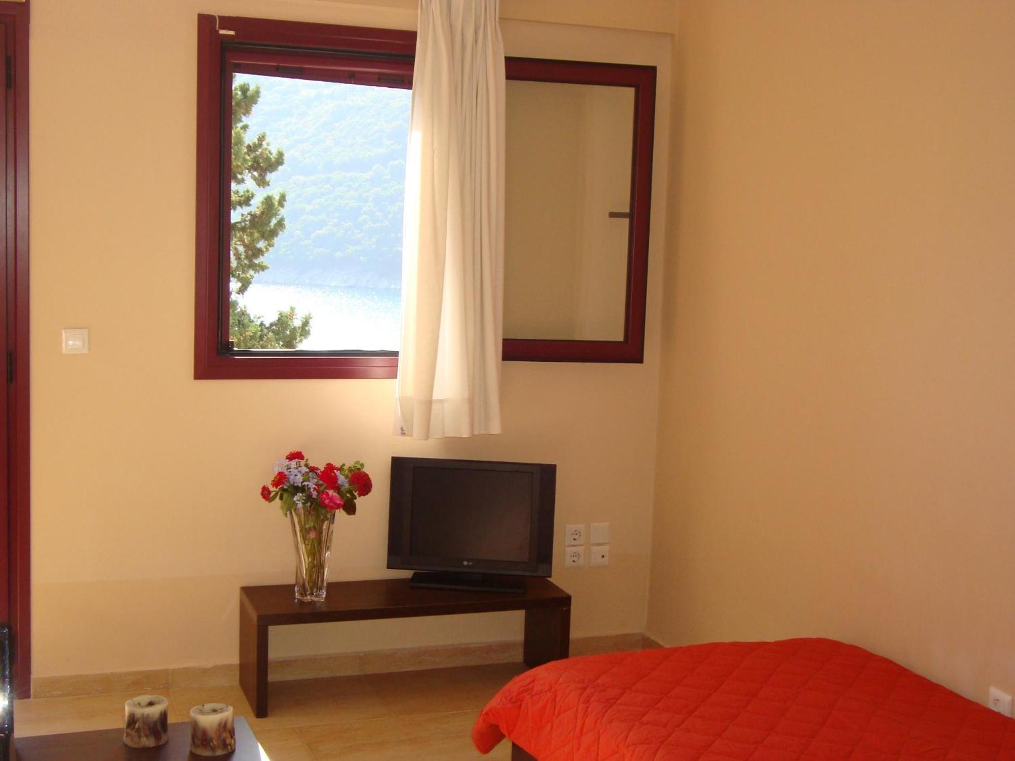 Mikros Gialos Apartments Номер фото